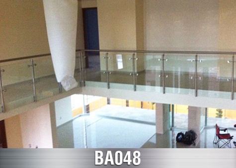 BA048