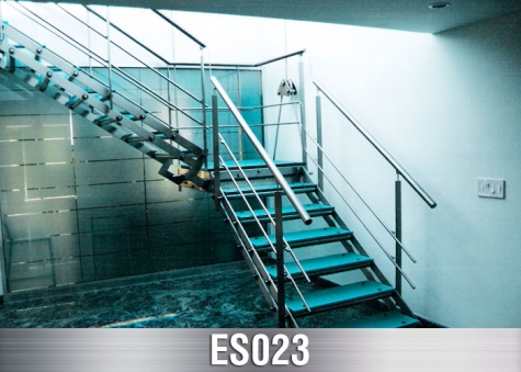 ES023