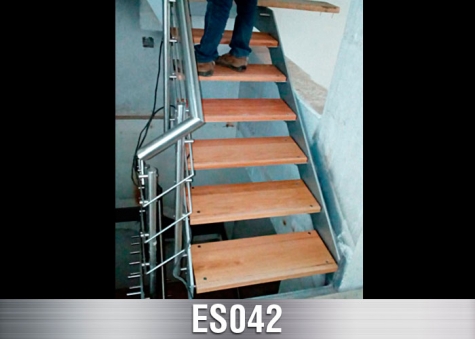 ES042