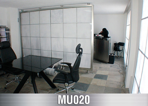 MU020