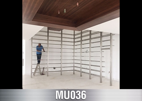 MU036