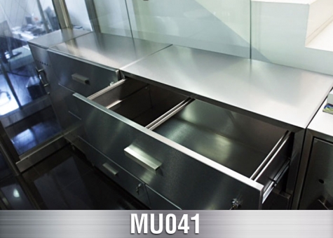 MU041